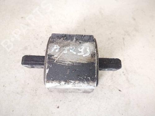 Used Engine mount Engine mount MERCEDES-BENZ CLS (C219) CLS 350 (219.356) (272 hp) 32954496 32954496
