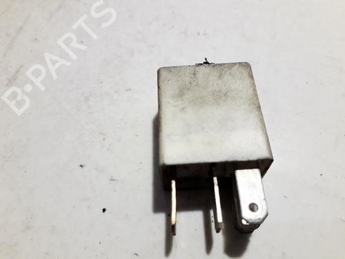 Electronic sensor HYUNDAI ELANTRA III (XD) 2.0 CRDi | BP33523937M84 - Image 2