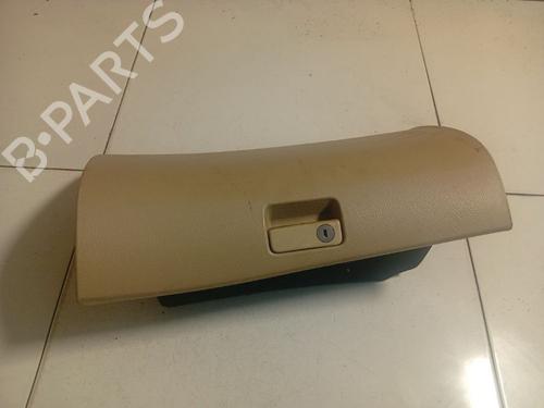 Used Glove box Glove box 37677786 37677786