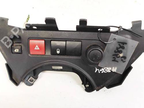 Used Warning switch Warning switch PEUGEOT PARTNER Box Body/MPV 1.6 HDi (90 hp) 35328804 35328804