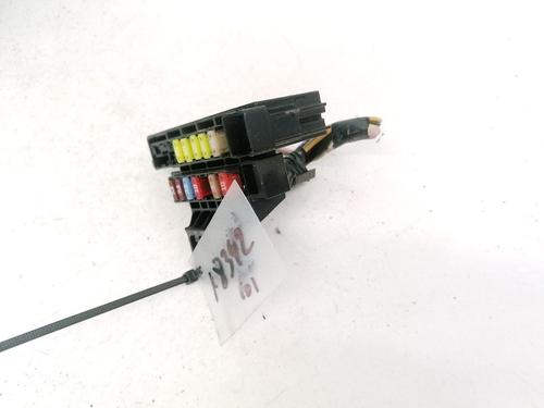 Used Fuse box Fuse box TOYOTA COROLLA Verso (ZER_, ZZE12_, R1_) 2.2 D-4D (AUR10_, AUR10R) (136 hp) 32914230 32914230