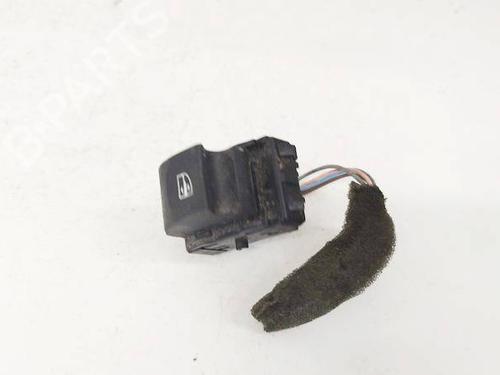 Used Switch Switch RENAULT LAGUNA III (BT0/1) 1.5 dCi (BT00, BT0A, BT0T, BT1J) (110 hp) 32558719 32558719