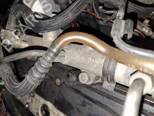 Used Injection rail Injection rail 35214061 35214061