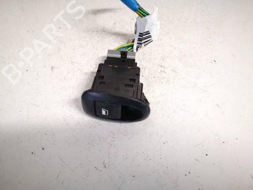 switch-citroen-c3-pluriel-hb_-2003-32604167 main image