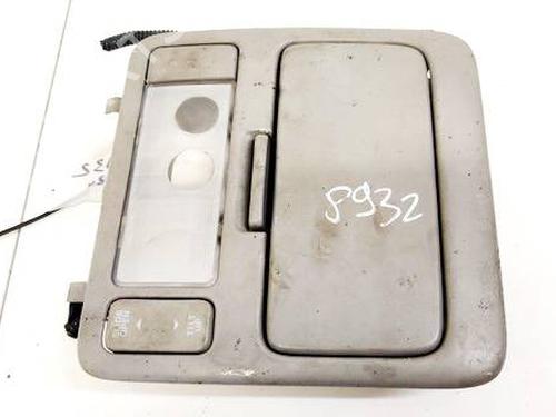 interior-roof-light-toyota-rav-4-ii-_a2_-2000-2001-2002-2003-2004-2005-35317758 main image