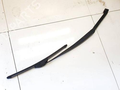 Used Front windshield wiper arm Front windshield wiper arm 32589746 32589746