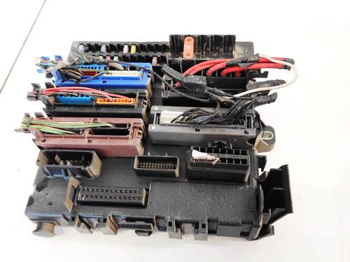 fuse-box-opel-vectra-c-z02-2002-2003-2004-2005-2006-2007-2008-2009-32943417 main image