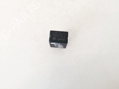 Used Electronic sensor Electronic sensor FIAT BRAVA (182_) 1.9 TD 100 S (182.BF) (100 hp) 33068300 33068300