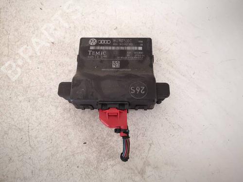 Used Electronic module Electronic module VW TOURAN (1T1, 1T2) 1.9 TDI (100 hp) 39999648 39999648
