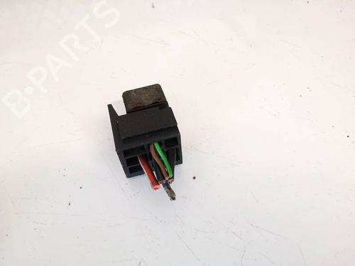 Electronic sensor AUDI 100 C4 Saloon (4A2) 2.6 | BP32589328M84 - Image 2