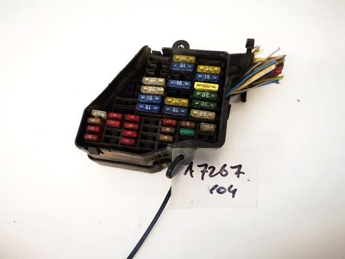 Used Fuse box Fuse box AUDI A4 B5 (8D2) 1.6 (100 hp) 32884628 32884628