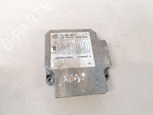 ecu-airbags-skoda-superb-i-3u4-2001-2002-2003-2004-2005-2006-2007-2008-33081668 main image