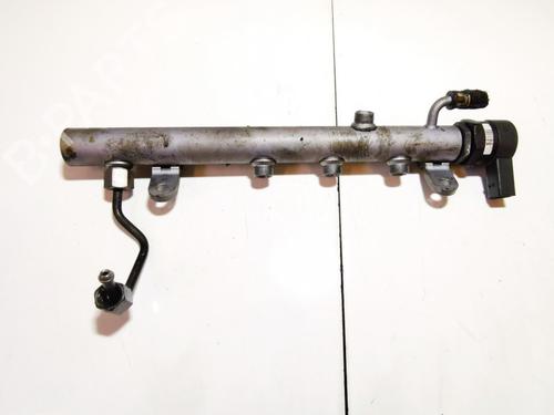 Used Injection rail Injection rail 35518696 35518696