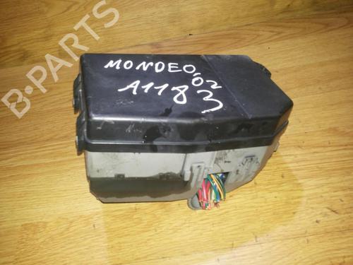 Used Fuse box Fuse box FORD MONDEO III (B5Y) 2.0 TDCi (130 hp) 33499732 33499732