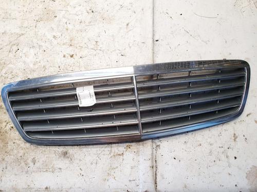 Grill Grill MERCEDES-BENZ C-CLASS (W203) C 220 CDI (203.006, 203.008) (143 hp) 35570903 35570903