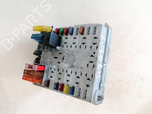 Used Fuse box Fuse box FIAT PUNTO (188_) 1.2 60 (188.030, .050, .130, .150, .230, .250) (60 hp) 32876280 32876280