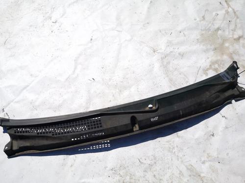 Griglia sotto parabrezza Griglia sotto parabrezza FIAT STILO (192_) 1.9 JTD (192_XE1A) (115 hp) 35426548 35426548