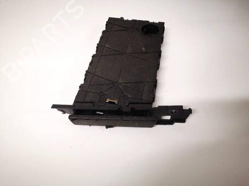 Used Cup/Object holder Cup/Object holder BMW 3 (E90) 330 d (231 hp) 34864683 34864683