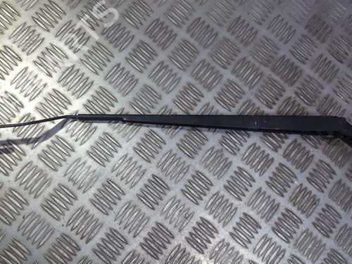 Used Front windshield wiper arm Front windshield wiper arm TOYOTA COROLLA Verso (ZER_, ZZE12_, R1_) 2.2 D-4D (AUR10_, AUR10R) (136 hp) 33495256 33495256