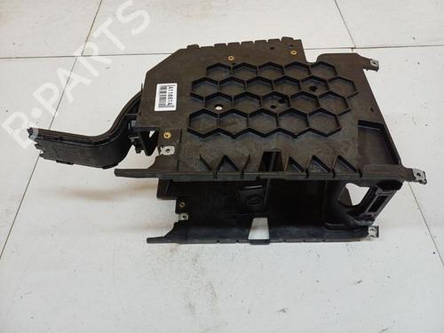 Armrest / Center console VW GOLF PLUS V (5M1, 521) 1.9 TDI | BP39969150I20 - Image 2