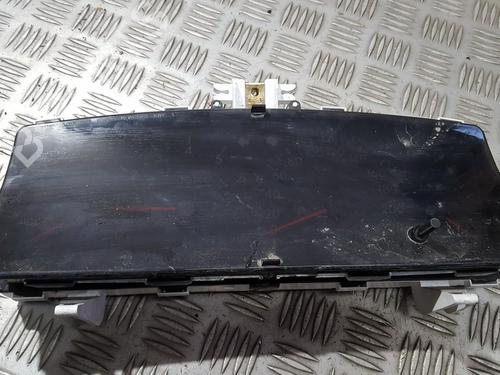 Used Instrument cluster Instrument cluster TOYOTA COROLLA Saloon (_E12_) 1.4 D-4D (NDE120_, NDE120R) (90 hp) 35709282 35709282