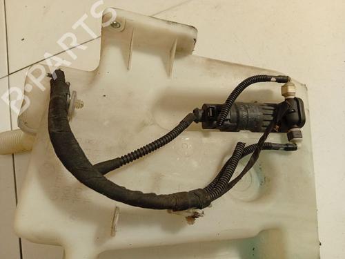 washer-pump-vw-golf-v-1k1-2003-2004-2005-2006-2007-2008-2009-2010-34897469 main image