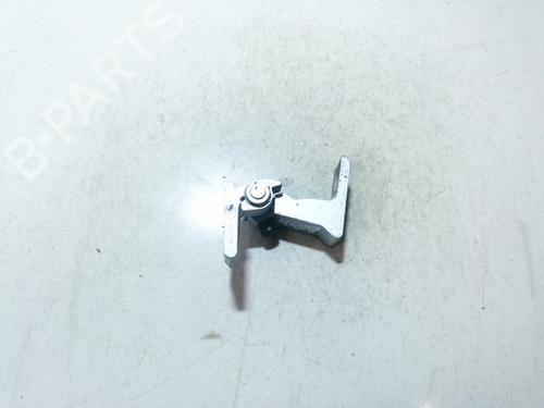 Used Hinge/Door check strap Hinge/Door check strap SKODA KAROQ (NU7, ND7) 1.0 TSI (116 hp) 33516825 33516825