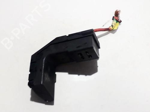 Used Fuse box Fuse box RENAULT MEGANE Scenic (JA0/1_) 2.0 i (JA0G) (114 hp) 33527786 33527786