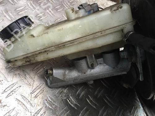 brake-master-cylinder-renault-scenic-ii-jm01_-2003-2004-2005-2006-2007-2008-2009-2010-35658895 main image