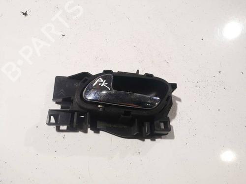 Used Front left interior door handle Front left interior door handle 34781526 34781526
