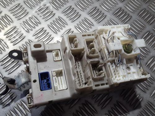 fuse-box-toyota-rav-4-ii-_a2_-2000-2001-2002-2003-2004-2005-33498093 main image