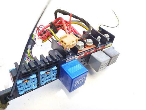 Fuse box AUDI A4 B5 (8D2) 1.9 TDI | BP32540025E1