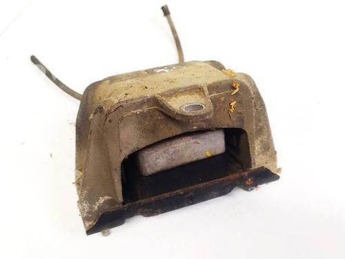Used Engine mount Engine mount VW GOLF IV (1J1) 1.6 (100 hp) 32625562 32625562