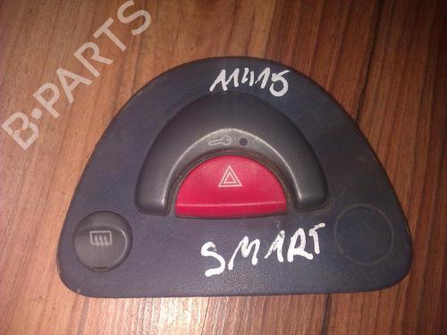 Advarselsbryter Advarselsbryter SMART CABRIO (450) 0.6 (S1OLA1, 450.441, 450.442, 450.443) (55 hp) 35710517 35710517