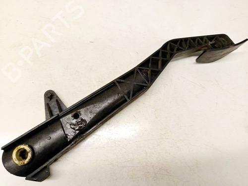 Used Clutch pedal Clutch pedal 34828820 34828820