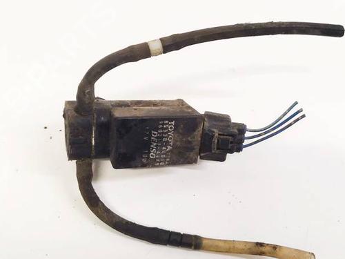 Used Washer pump Washer pump TOYOTA COROLLA Saloon (_E12_) 1.4 D-4D (NDE120_, NDE120R) (90 hp) 35155625 35155625