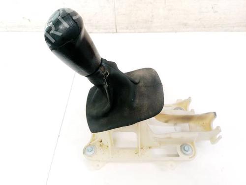 Used Gear lever Gear lever VOLVO V50 (545) 2.0 D (136 hp) 35359495 35359495