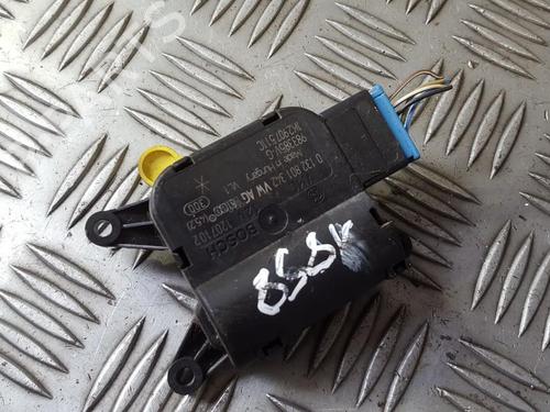 Used Electronic module Electronic module SKODA OCTAVIA I (1U2) 1.6 (102 hp) 33496058 33496058