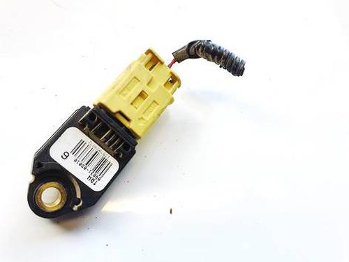 Used Electronic module Electronic module TOYOTA YARIS (_P9_) 1.4 D-4D (NLP90_, NLP90R) (90 hp) 32586656 32586656