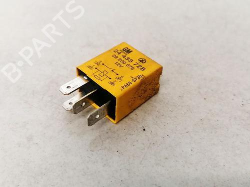 Used Electronic sensor Electronic sensor OPEL ZAFIRA A MPV (T98) 2.0 DI 16V (F75) (82 hp) 33067867 33067867