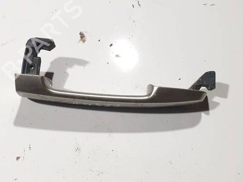 front-right-exterior-door-handle-toyota-corolla-verso-_e12_-2001-2002-2003-2004-2005-2006-2007-35220903 main image