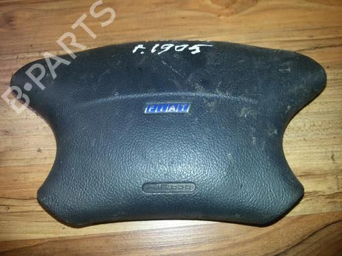 Used Driver airbag Driver airbag FIAT MAREA Weekend (185_) 1.9 JTD (107 hp) 33507984 33507984