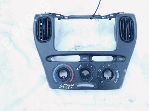 Used Air vent Air vent TOYOTA YARIS VERSO (_P2_) 1.4 D-4D (NLP20_, NLP22_) (75 hp) 33072785 33072785