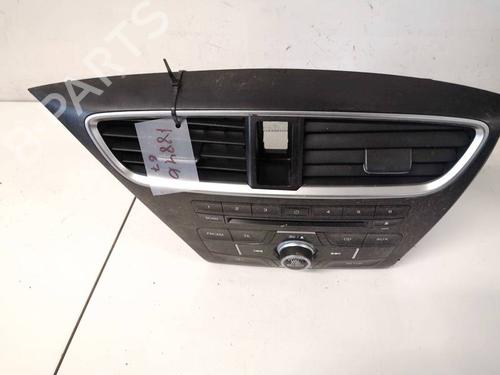 Used Radio Radio 35313738 35313738