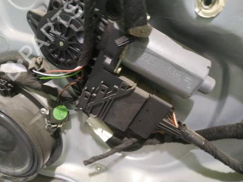 Used Right rear window motor Right rear window motor 35170215 35170215