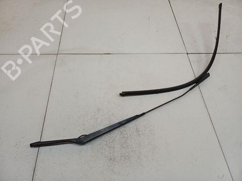 Used Front windshield wiper arm Front windshield wiper arm 36588187 36588187