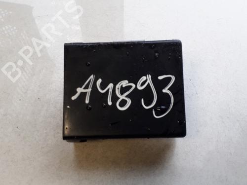 Used Electronic module Electronic module TOYOTA RAV 4 II (_A2_) 2.0 D 4WD (CLA20_, CLA21_, CLA20R, CLA21R) (116 hp) 33515099 33515099