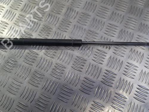 Used Tailgate lift support Tailgate lift support VW GOLF III (1H1) 1.9 TDI (90 hp) 35670959 35670959