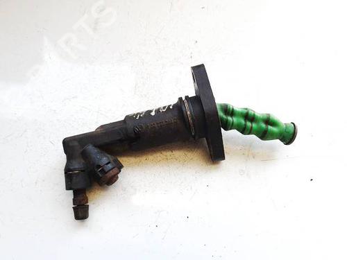Used Clutch slave cylinder Clutch slave cylinder 39575330 39575330