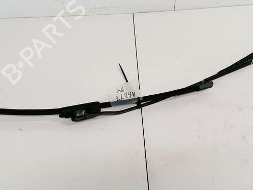 Used Front windshield wiper arm Front windshield wiper arm 33083838 33083838